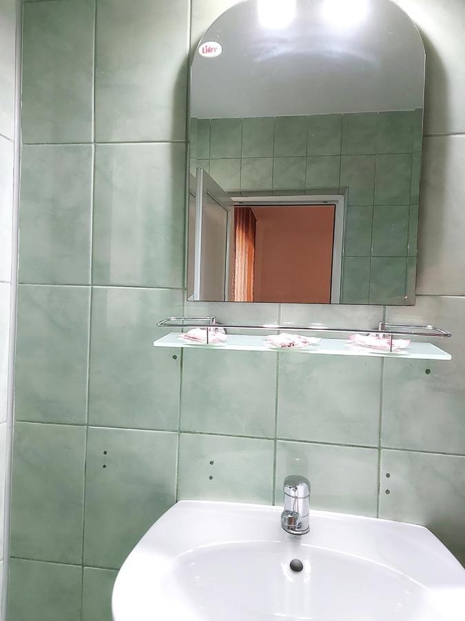 Hotel Floare De Colt Petroszany Zewnętrze zdjęcie